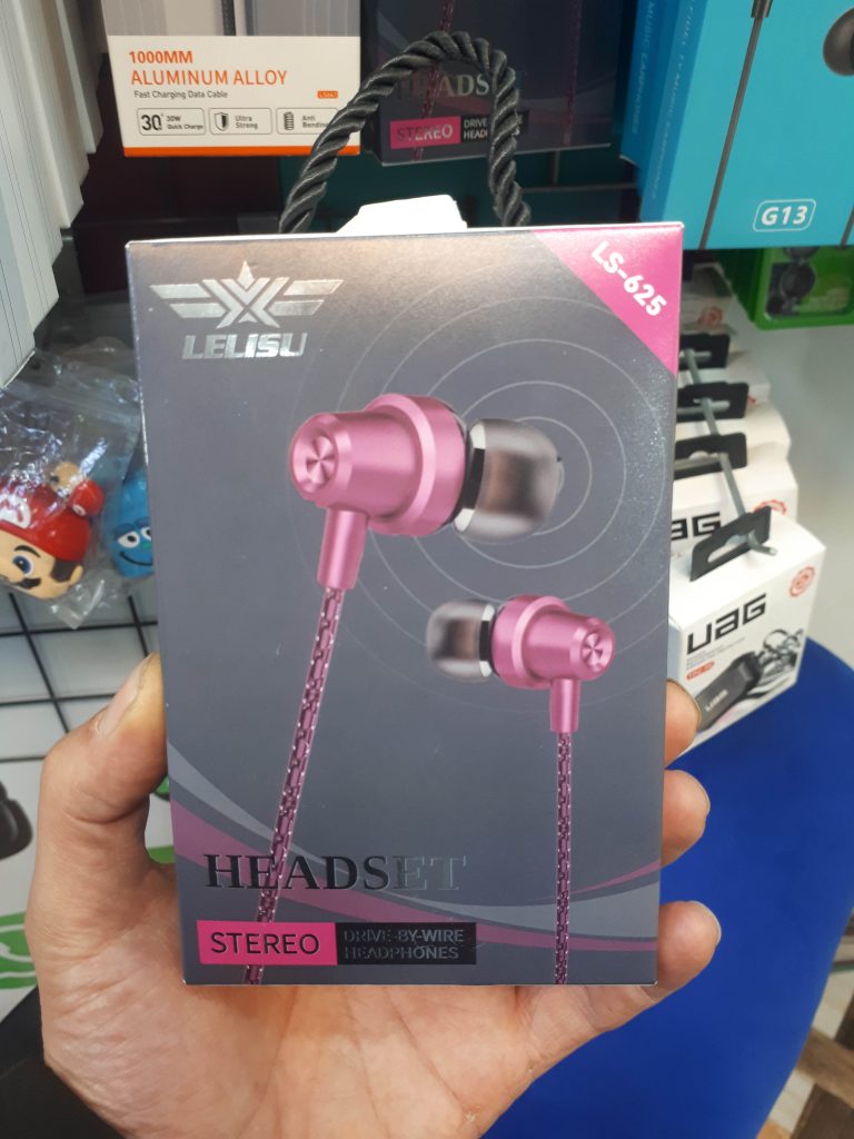 خرید هندزفری للیسو LS-625 اورجینال با بهترین قیمت. دارای صدای Hi-Fi، بیس قدرتمند، طراحی ارگونومیک و میکروفون HD برای مکالمه. ارسال فوری و ضمانت سلامت کالا. کلیک کنید!